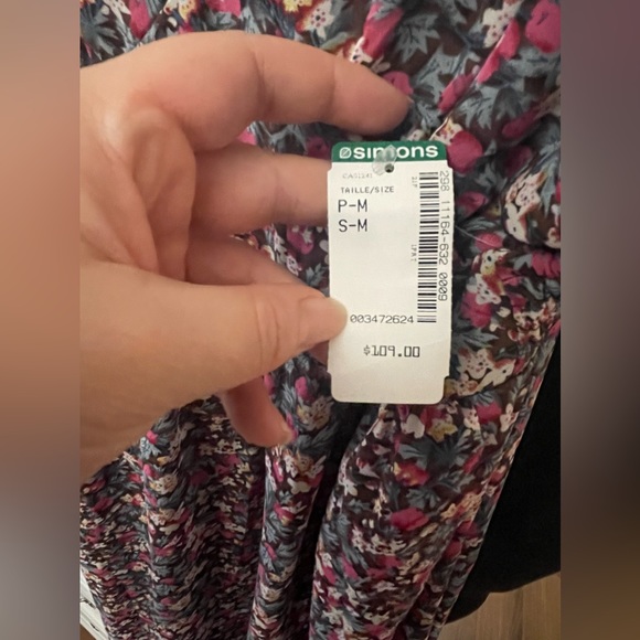 NWT Floral Chiffon Dress from Simons - Size Small/Medium - Picture 5 of 13